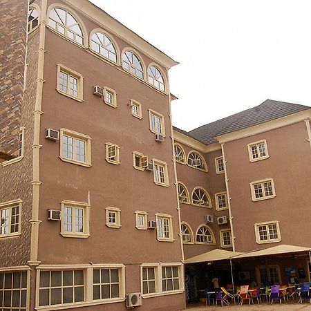 D1 Hotel & Suites Lagos Exterior photo